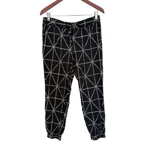 Old Navy Pixie Pants Women Size M Black with White‎ Print Regular Ankle